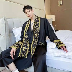 Мужские куртки мужчины Silk Sleekswura Nightgown повседневная кимоно халат свет роскошный ретро ветровка мужской свободный дом носить пижаму стиль пиджак м - xl565 на Распродаже