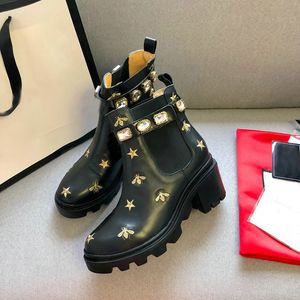 Novas Mulheres de Luxo Botas de Inverno Preto Martin Boot Chunky Heel Womens Platform Shoes Boot Designers Ankle Boots Bordados Abelhas e Estrelas