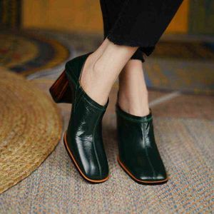 女性の靴の木の穀物の厚いかかとの四角頭の深い口の単一の靴牛革シンプルなハイヒールの靴、かかとの上のステップ