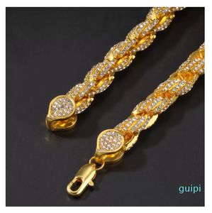 Braccialetti d'oro unisex, nuovissimi braccialetti in lega di accessori moda catena di torsione bracciali Hiphop