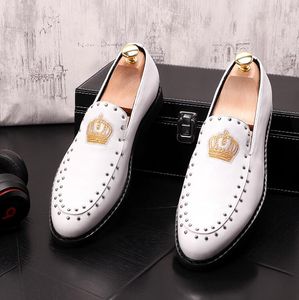 Maskros nya platt spikar läder roston mode mens loafers klänning slip på casual diamant spetsiga tå skor storlek 38 8188 diamd