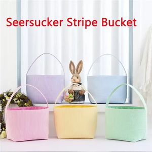 NY!!! Påsk godiskorg Festlig Seersucker Stripe Bucket Easter Eggs Storage Bag Multipurpose Hemkläder Korgar CG001