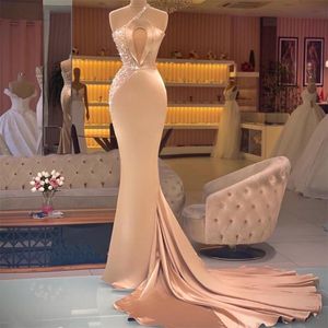 2022 New Mermaid Evening Dresses Ärmlös Beading Sequined Prom Gowns Runway Slim Sexy Party Celebrity Dress