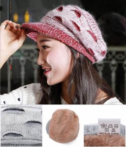 Cappello da berretto lavorato a maglia invernale da donna con berretto caldo per capelli