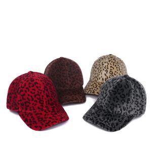 Leopard Baseball Caps Winter Fashion Leopard Mink Snapbacks Caps Outdoor Sport Baseball Hat Party Hats Supplies RRA3780