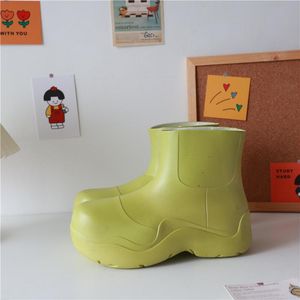 Зеленый цвет платформы дождевые ботинки для женской ботинки с лодыжкой водонепроницаемые 2021 Дизайн модели резиновые сапоги для дождя Женщины ботинки