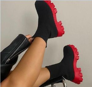 Autumn hot Socks Shoes Woman Stretch Fabric Mid-Calf Casual Platform Boots Net Red Knitted Short Boots Women Plus Size Booties