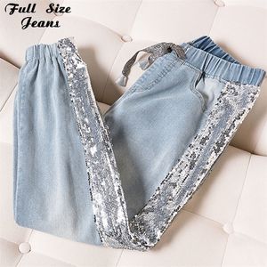 Plus Size Side Pailletten Knöchellange Jogger Jeans Frühling Sommer Chi Lady Hellblaue elastische Taille Capris Jean Denim Hosen LJ201012