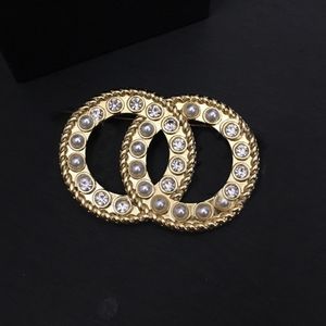 CH BROOCH Жемчужные Кристаллические Ювелирные Изделия Латунь Позолоченные Старинные Роскоши Продвинутые Броши для дизайнера Популярные Высокое Качество Булавки Изысканный Подарок Высшее Качество