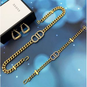 Perlen Diamant Hochzeit Sets großhandel-D Home Neue Brief Mode Einfache Halskette di Home Internet Celebrity Quaste Halskette