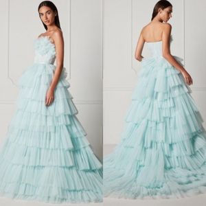 Sky Blue Evening Dresses Sexy Sweetheart Koronki Wielopoziomowe Prom Suknie 2021 Custom Made Backless Sweep Pociąg Specjalna okazja Dress