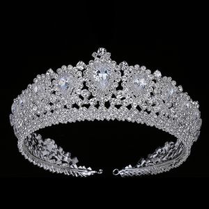 Hadiyana Ny Bling Wedding Crown Diadem Tiara med Zirconia Crystal Elegant Kvinna Tiaras och Kronor för Pagant Party BC3232 Y200727