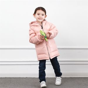 A jaqueta infantil cheia de ganso branco espesso para baixo tecido impermeável adequado para 4-5-6-7 anos velho e feminino bebê lj201125