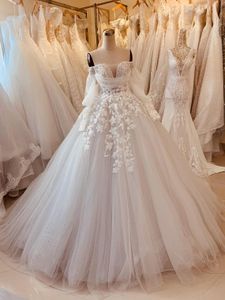 Off-shoulder Lace Tulle Wedding Dresses with Sleeves Ball Gown Bridal Dresses Pearls Beading with Appliques Vestidos De Novia