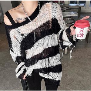 Kvinnors Tröjor Kvinnor Drunge Style O Neck Tunn Hollow Out Striped Loose Harajuku Koreansk Gothic Fashion Sweater Casual Strikkad Top Goth