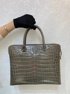 Männer Totes Großhandelspreis vollständig handgefertigt Mode Handtasche Wachs Nähte Krokodil Leder Herren Aktentasche Schnelle Lieferung