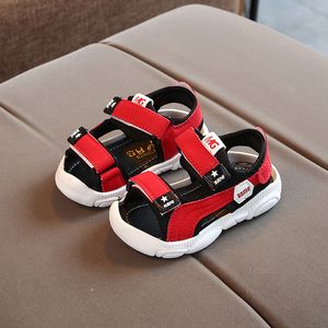 Ny sommarbarns sandaler Soft-Soled Beach Shoes Baby Shoes Kick-Proof Shoe för pojke och tjejer