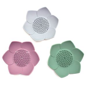 Creative Silicone Soap Dishes Holder Box Anti-skid Moisture-proof Drain Handmade Bathroom Supplies Punch-free