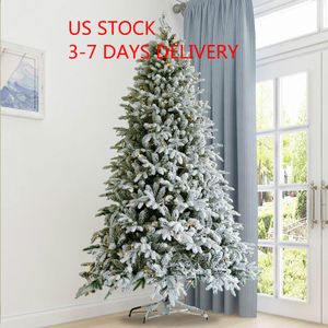 Nadel Verwenden großhandel-US Aktien Künstliche Weihnachtsbaum Flocked Kiefer Nadel Baum mit Kegel Rote Beeren ft faltbarer Standplatz W49819949