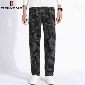 Män Spring Casual Byxor Streetwear Slips Fötter Elastiska Byxor 2022 Ny Höstmidja Drawstring Camouflage High Street Boy Sweatpants G220224