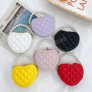 PU Couro Crianças Pequenas Sacos De Ombro Moda Corrente de Pérola Bebê Menina Bolsa Bolsas Princesa Acessórios Messenger Bag Carteira