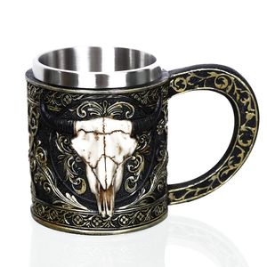 1 adet Yaratıcı Kafatası Kupa 450 ml / 15 oz Viking Ram Boynuzlu Çukur Efendisi Savaşçı Bira Stein Tankard Kahve Kupa Çay Kupası Cadılar Bayramı Bar Hediye Y200106