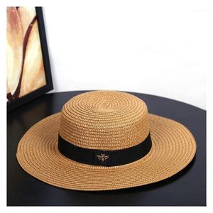 Cappelli a tesa larga Cappello da sole a forma di piccola ape Cappello da sole europeo e americano retrò intrecciato in oro femminile Protezione solare allentata Visiera parasole Cappelli1