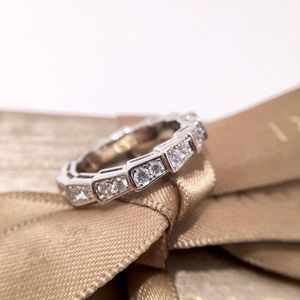 Band Ringar Kvinnor Smycken Guldpläterad Platinum 6 \ 7 \ 8 Yards Single Row Full av Diamond Snake Rings11