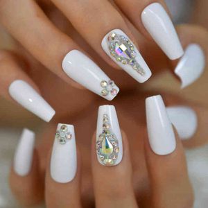 Falsos Unhas Salon Perfeitos Pregos Artificiais 3D Rhinestones Decorativos Branco Nu Faux Ancles Long Ballerina Trapezoid Dicas 220225