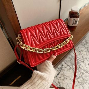 Fashion Thick Chain Pleated Handbags 2021 Ladies Shoulder Bags Brand Designer Women's PU Leather Crossbody Bag Solid Color Purse
