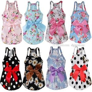 Dog Sukienka Z Bow Sublimation Druk Dog Odzież Elegancka Kwiatowa Raborek Pet Princess Sukienki Zwierzęta Sundress Puppy Braces Spódnica Dla Małych Dogów Hurtownie A306