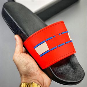 2022 Sandaler Designer Slipper Tiger Slides Classic Toffles Real Sandals Platform Flats Sneakers Stövlar Skor Cleef Ringar 005