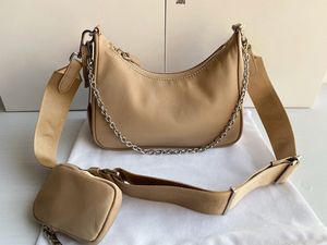 Borse da donna di alta qualità Borse da donna Totes in nylon Baguette Borsa in pelle da uomo Bowbod Bracciale Borsa a tracolla Borsa Moda stile Fashion Frizione Lussurys Designer Portafoglio