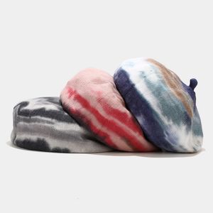 Nieuwe winter heren en dames platbinding caps tie-dye acryl wollen hoed Europese en Amerikaanse randloze baret pompoenhoed GXY025