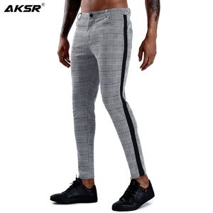 Homens chinos magro fit homens magro chino corredores calças streetwear super trecho lápis calças para homens xadrez lateral listra casual calças 201110