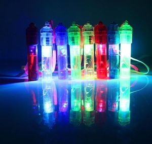 LED Light up Whistle Färgglada Lysande Noise Maker Kids Barn Leksaker Birthday Party Novelty Props Christmas Party Supplies SN3337