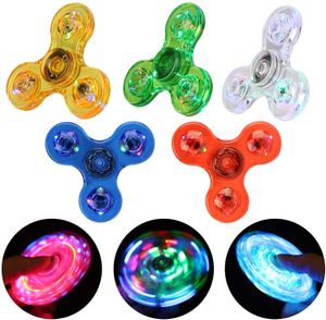 LED Şeffaf Fidget Oyuncak Spinner Parmak Oyuncaklar 6 Renkler FingerTip Gyro Yetişkin Çocuklar Dekompresyon Oyuncak El Spinners