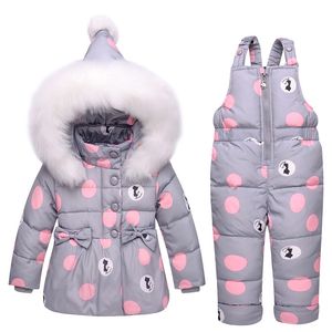 Neue Säuglingsbaby-Wintermantel-Schneeanzug-Entendaunen-Kleinkind-Mädchen-Winter-Outfits Schneekleidung Jumpsuit Bowknot Polka Dot Hoodies Jacke LJ201125