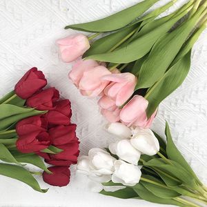 Banquet De Fleurs achat en gros de Artificielles Tulip Fleurs Mini Faskes Tulip Flower Mariage Banquet Bridal Home Decor Valentines Jour Q2