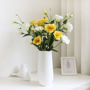 3 PCS Flower Artificial Eustoma Queda Decoração Para Casa Jardim Casamento Flor De Fundo De Fundo Falso Força de Silk Garland