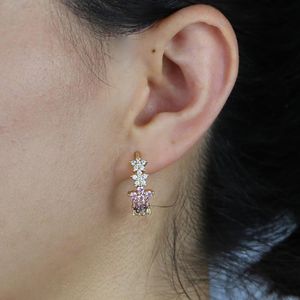 2020 Koreanska Ny Ankomst Söt Rosa PurpleCrystal Flower Stud Örhängen För Kvinnor Mode Elegant Party Gåvor