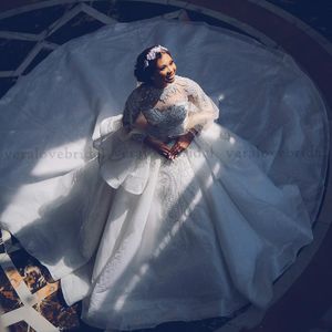 Arabo Aso Ebi Ball Gown Abito da sposa Sheer Falre Maniche lunghe Kosovo e motivi albanesi abiti Abiti da sposa Perline Vestidos