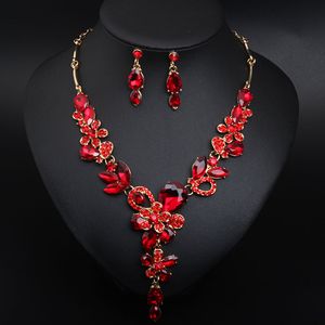 2022 fashion luxury personality charm Crystal Flower Necklace Earring Set flash gem women fashion party accessories top quality manufacturer wholesale