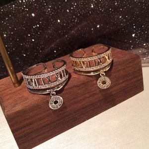 Мода роскошные дизайнерские дизайнерские бриллианты циркония римские цифры циркулярные медные кольцо для женщин для женщин Открытый регулируемый золотой серебряный цвет
