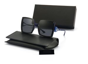 22SS Bayan Tasarımcı Güneş Gözlüğü Güneş Gözlükleri kare Moda Altın Çerçeve Cam Lens Gözlük Erkek Kadın Orijinal Kılıfları Kutuları Ile