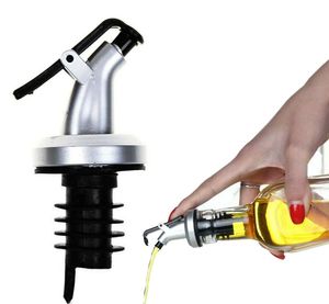 Oil Bottle Stopper Lock Plug Seal Leak-proof Food Grade Plastic Nozzle Sprayer Sauce Dispenser Seasoning Pourers Kitchen Bar Tools