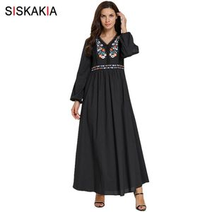 Siskakia Abito lungo musulmano casual Abito lungo con scollo a V etnico Manica lunga Ricamo floreale Maxi Abiti Nero Taglie forti Abbigliamento arabo 2019 T200601