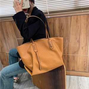 New Large Quality Women Handbags Solid Color Soft Pu Leather Women Bag Pocket Casual Women's Shoulder Bag Large Capacity Handbag