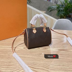 Wholesale small travel pillows for sale - Group buy High Quality Tote Bag Cross Body Shoulder Bags Sizes Luxury Pillow Shape Handbag Hand Carry Wallet Outdoor Large Capacity Travel Backpack Business Briefcase