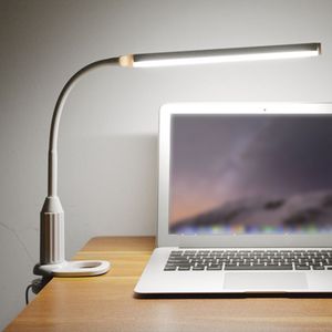 Lampada da tavolo con clip per protezione degli occhi alimentata tramite USB da 5W 24 LED